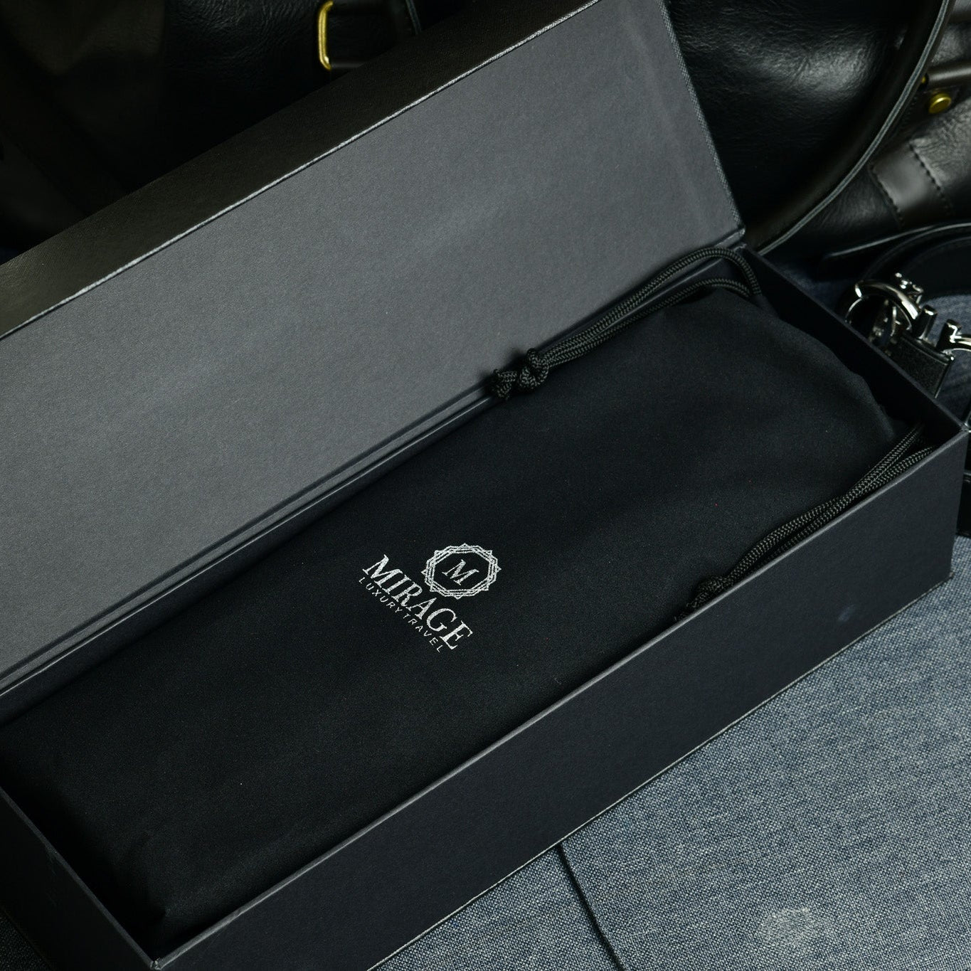 Sable Black Saffiano Leather Watch Roll Case für 4 Uhren