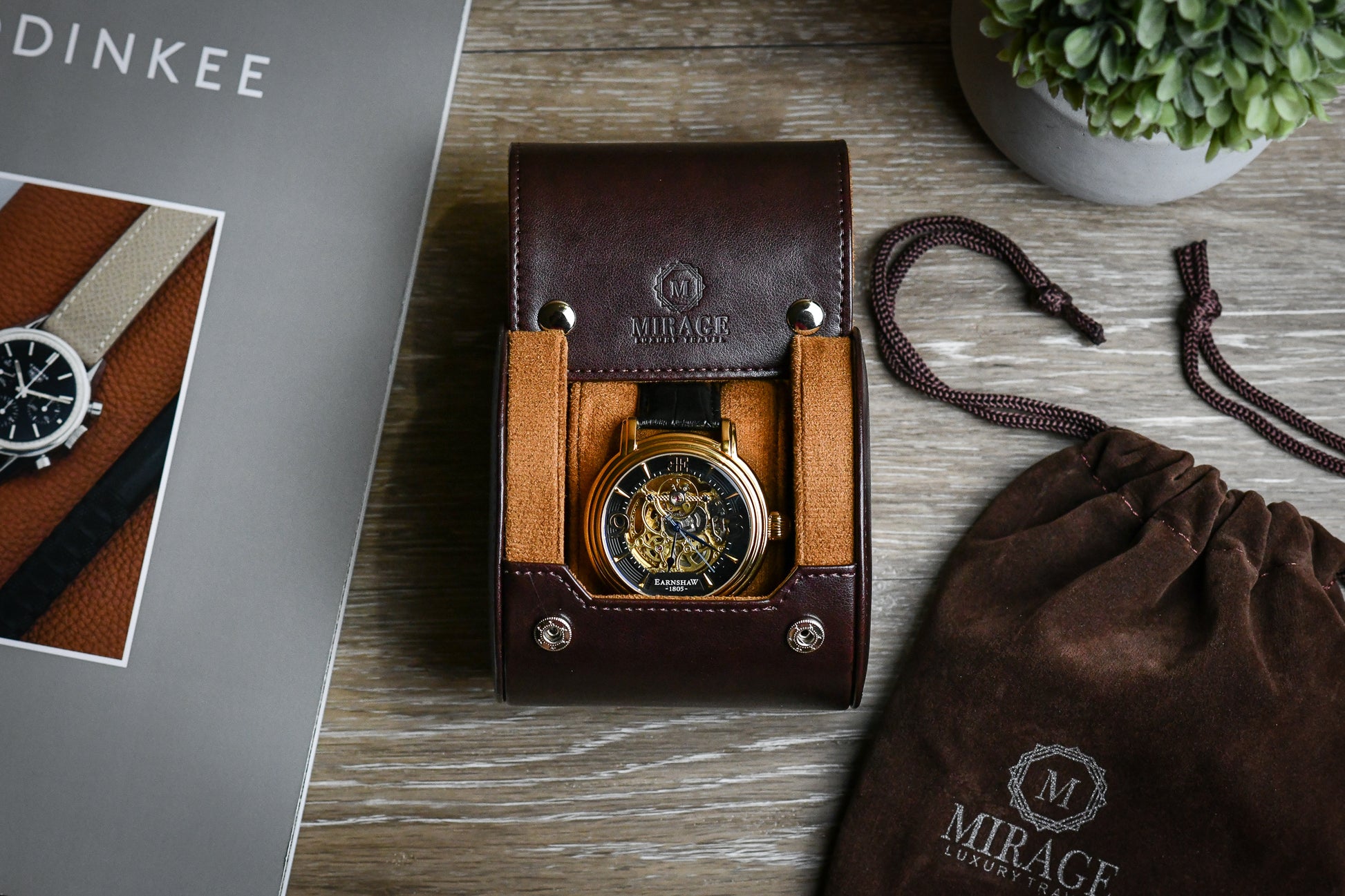 Mirage Luxury Travel Signature Collection Espresso Brown 1-watch roll with premium gift-ready packaging, microfiber cloth, and soft-touch velvet travel bag.
