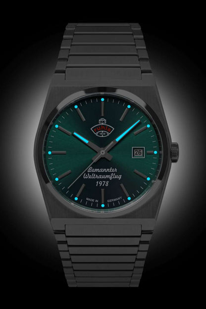 Space Control Green | Green Dial