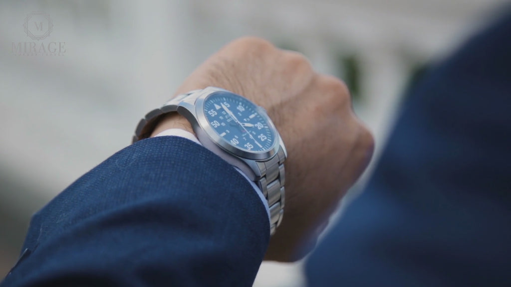 Video showcasing the Midnight Blue premium vegan leather 3 watch roll with ivory white interior