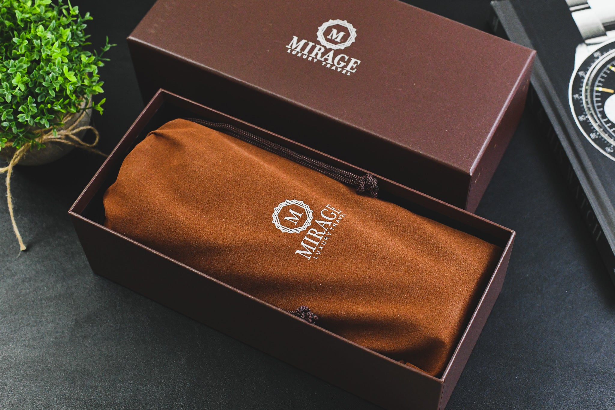 Mirage luxury travel watch roll sales