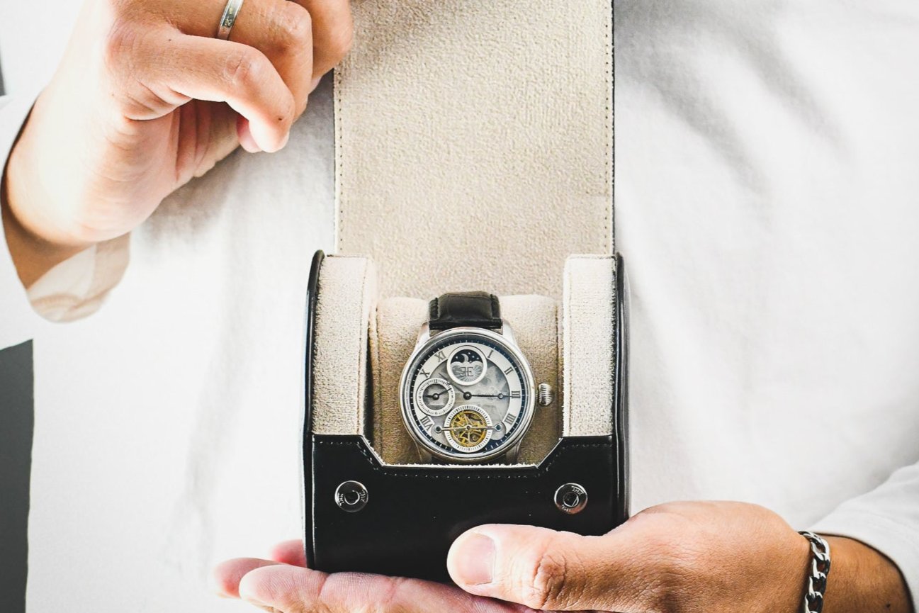 Premium gift-ready presentation of the Mirage Luxury Travel Jade Black vegan leather 1 watch roll.