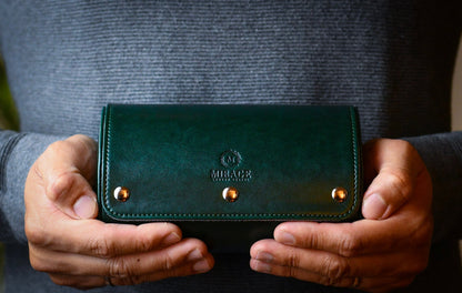 Closed Royal Green vegan leather 2 watch roll designed for executives, collectors, and business travel.