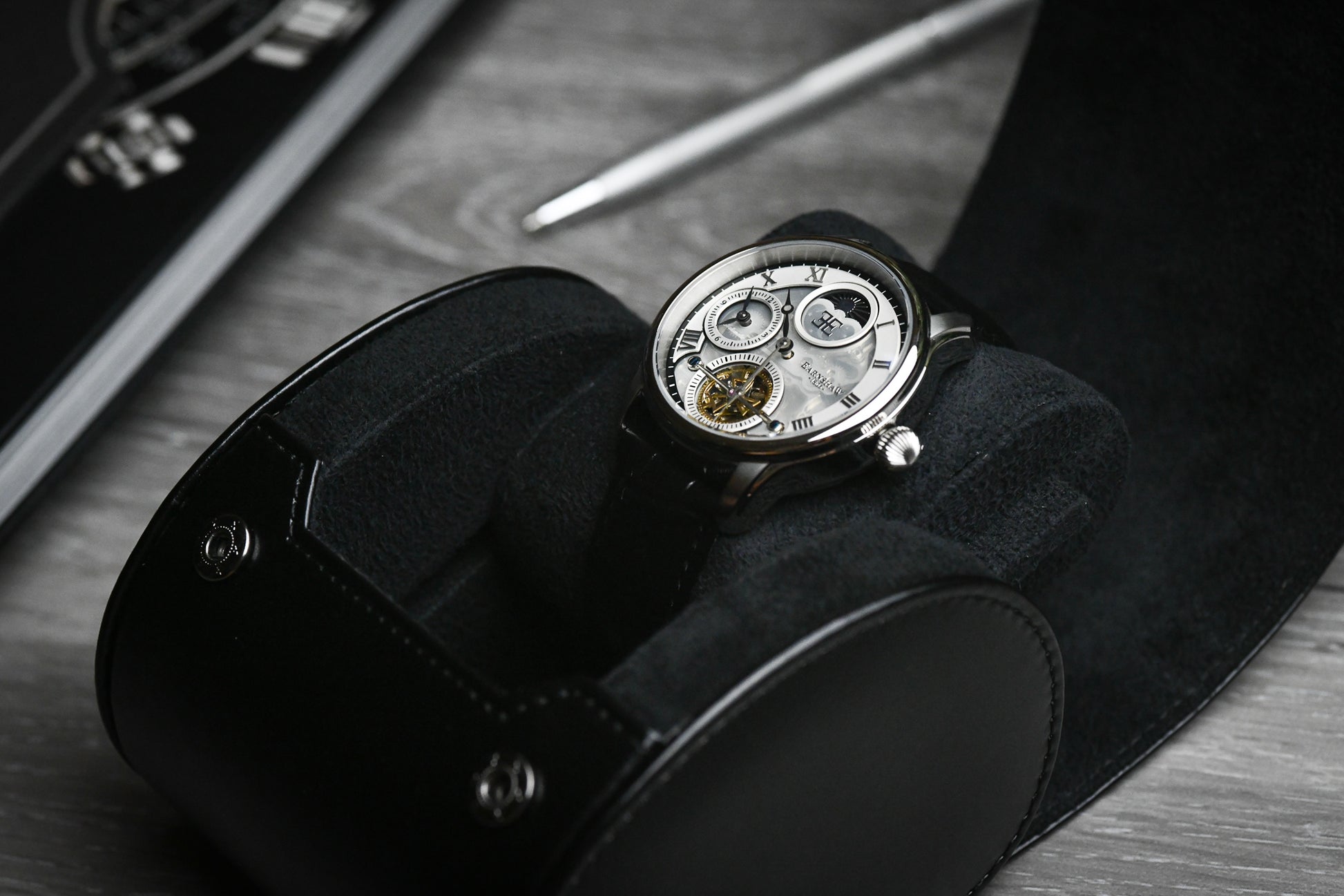 Side profile of the Super Black vegan leather 1 watch roll highlighting premium craftsmanship and secure watch protection.