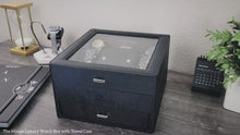 Laden und spielen Sie Videos im Gallery Viewer, Watch Box with Travel Case - Carbon Black
